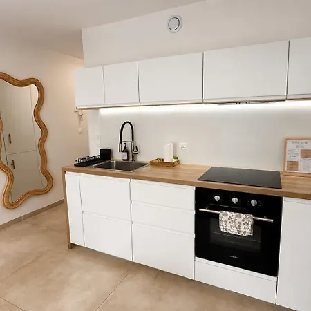 Casa Bali Centre Apartment Brie-Comte-Robert